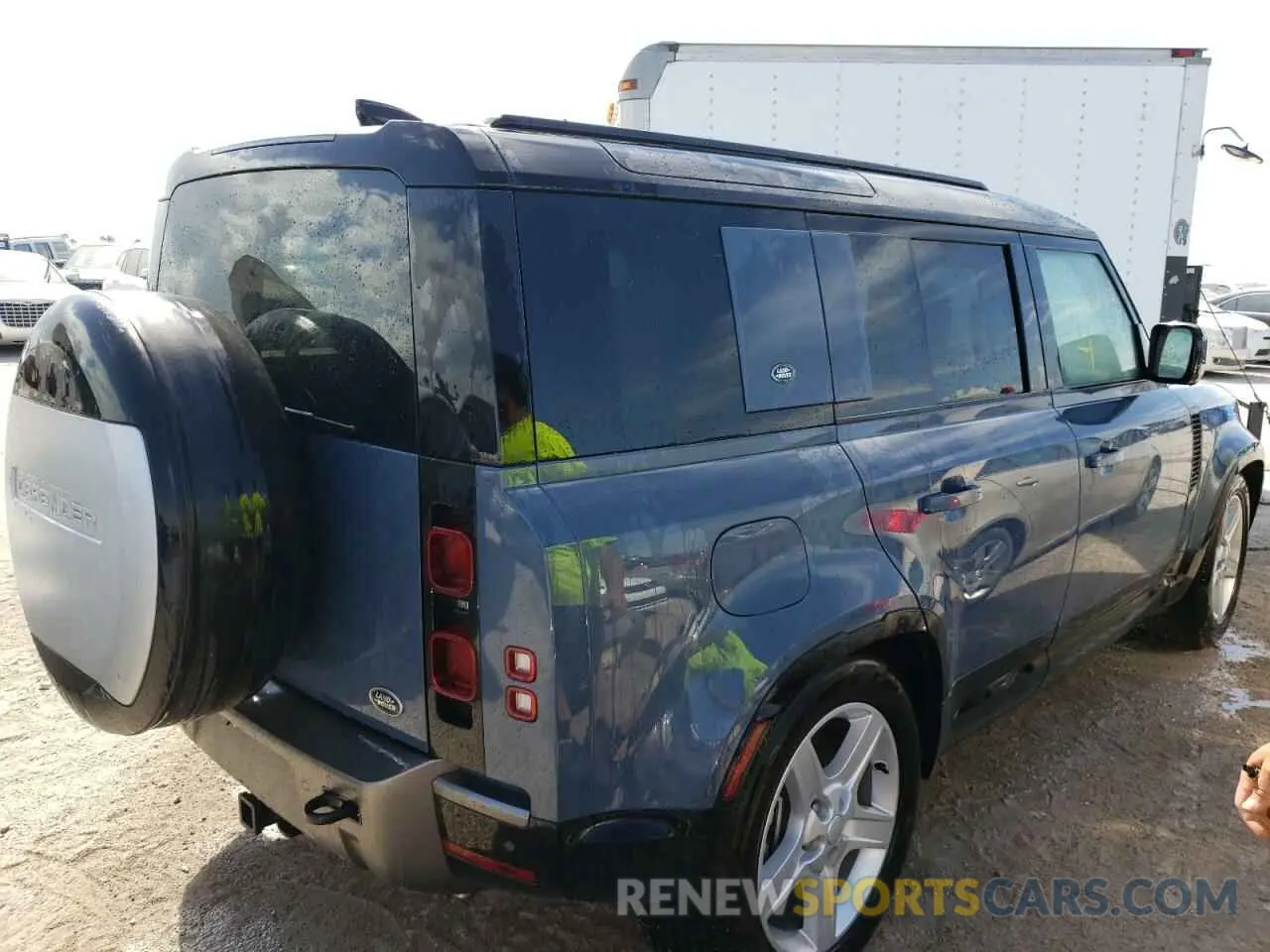 4 fotografías del automóvil dañado SALE37RU8N2093642 LAND ROVER DEFENDER 2022
