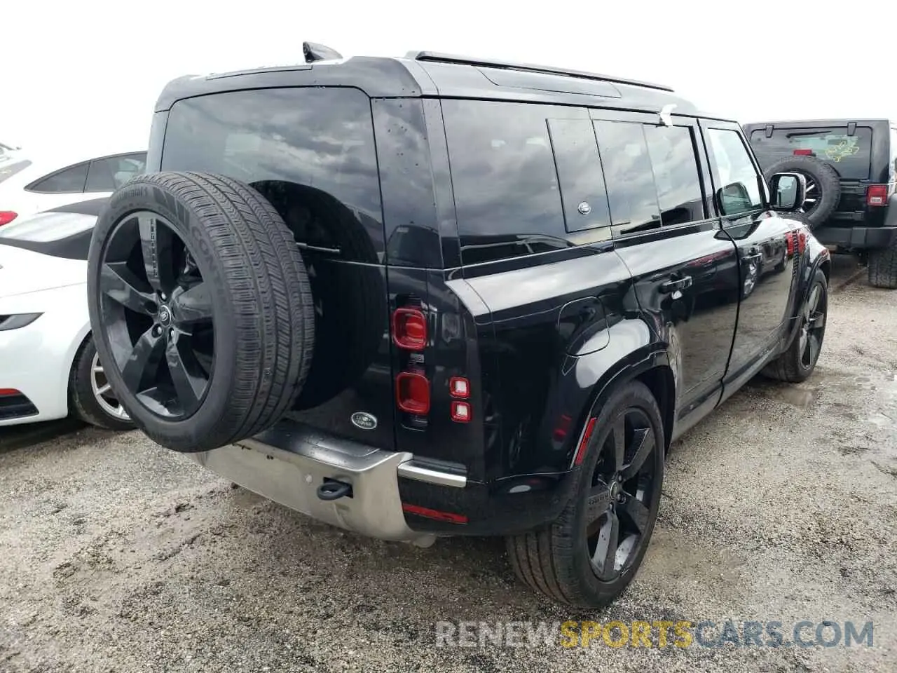4 fotografías del automóvil dañado SALEP7RU7N2090963 LAND ROVER DEFENDER 2022