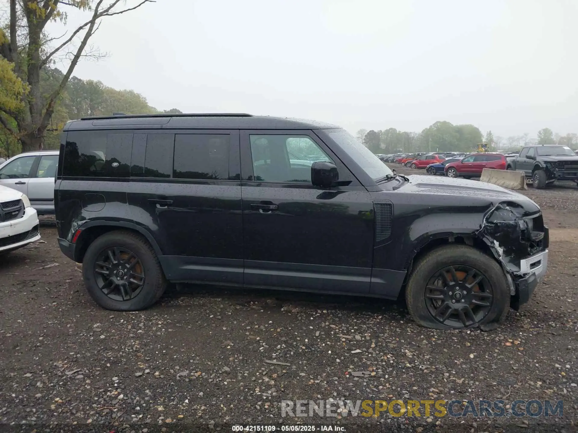 13 fotografías del automóvil dañado SALEPERU2N2088316 LAND ROVER DEFENDER 2022