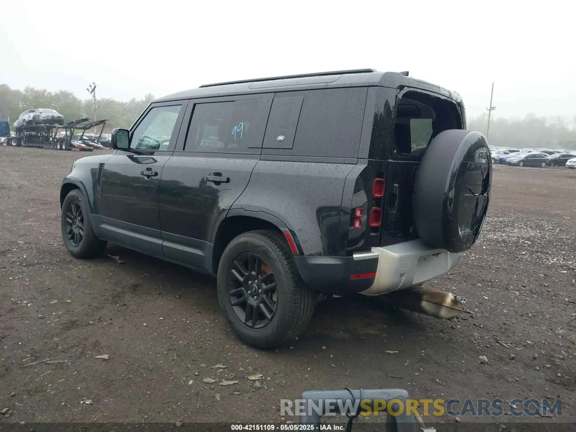 3 fotografías del automóvil dañado SALEPERU2N2088316 LAND ROVER DEFENDER 2022