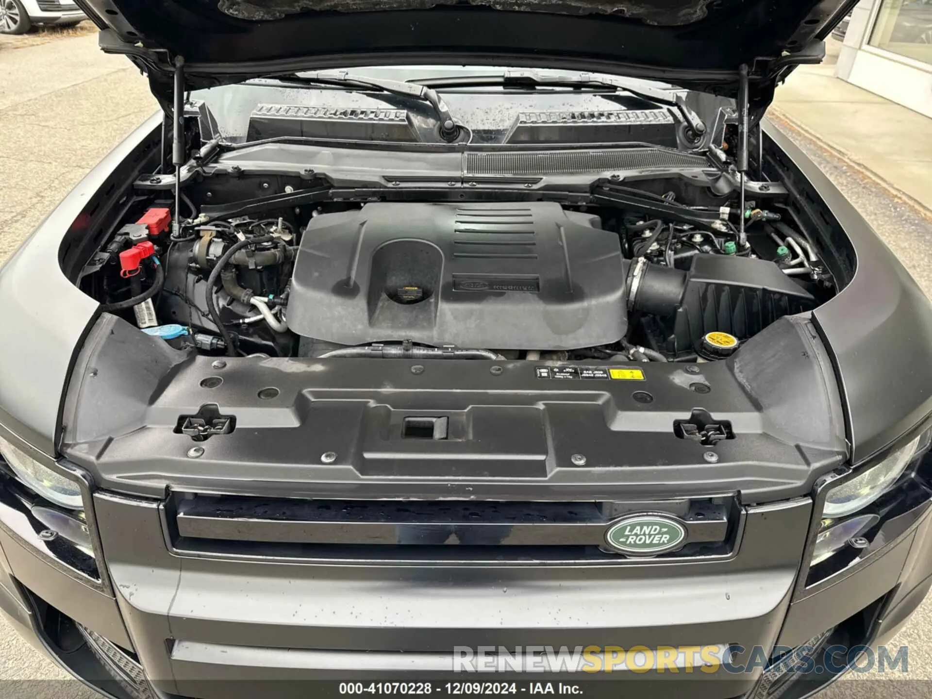 10 fotografías del automóvil dañado SALEX7RU7N2073094 LAND ROVER DEFENDER 2022