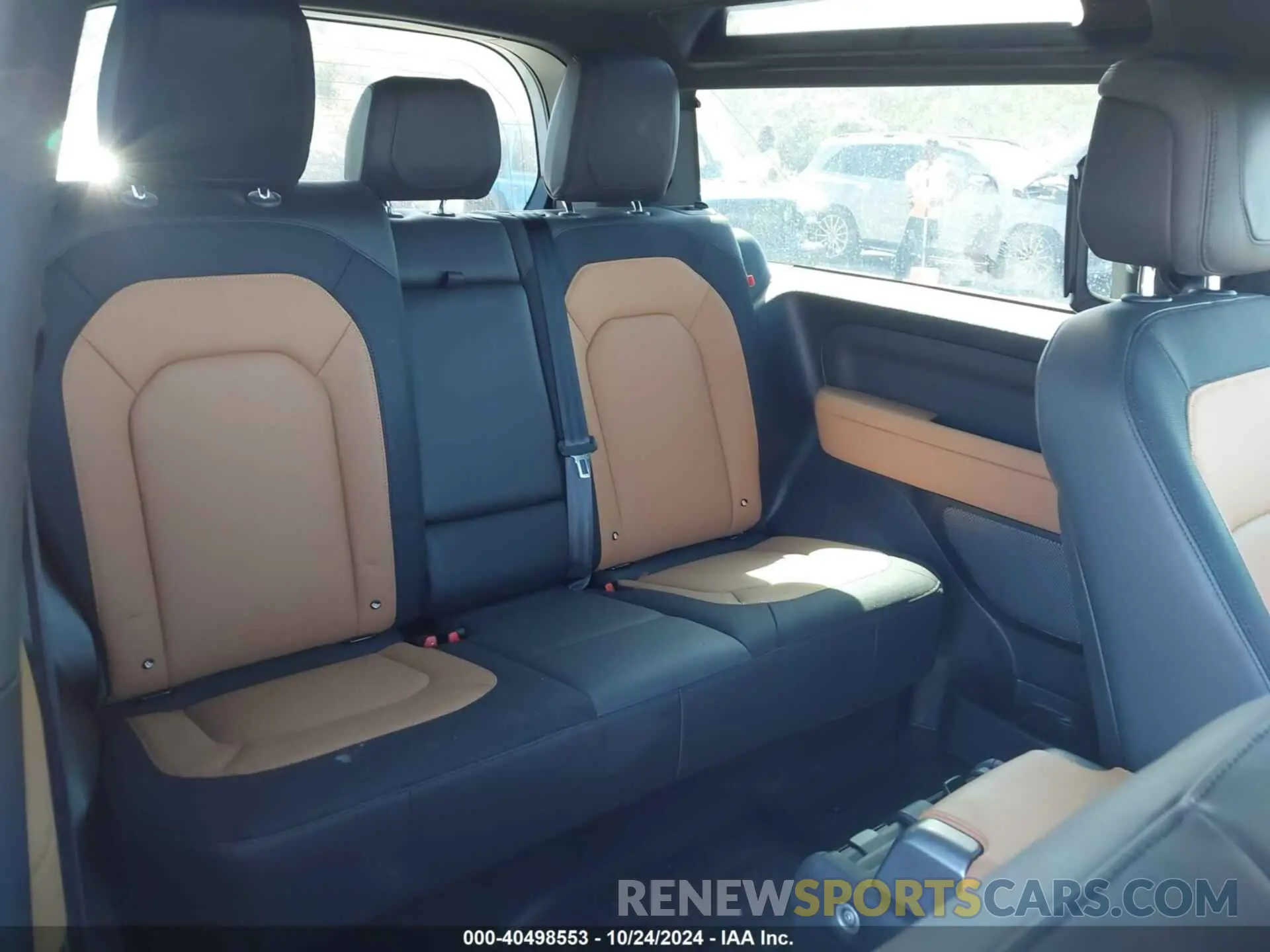 8 fotografías del automóvil dañado SALE26EU2P2208256 LAND ROVER DEFENDER 2023