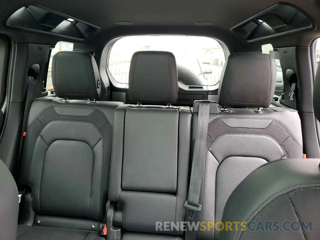 10 fotografías del automóvil dañado SALE2EEU2P2126733 LAND ROVER DEFENDER 2023