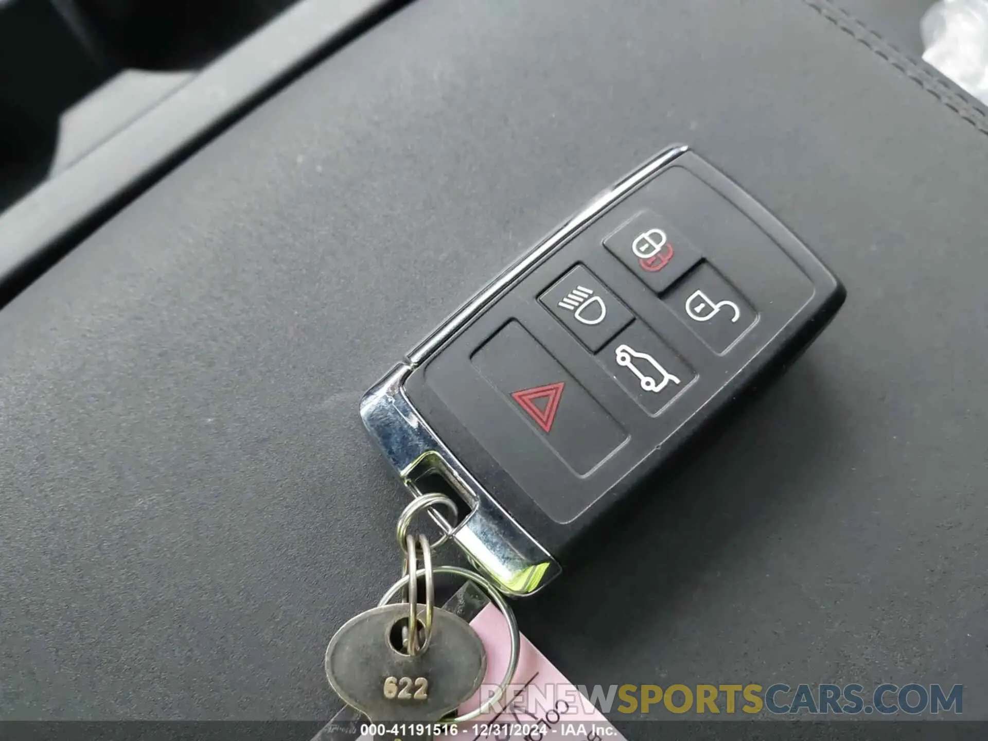 11 fotografías del automóvil dañado SALEJ7EX0P2110720 LAND ROVER DEFENDER 2023
