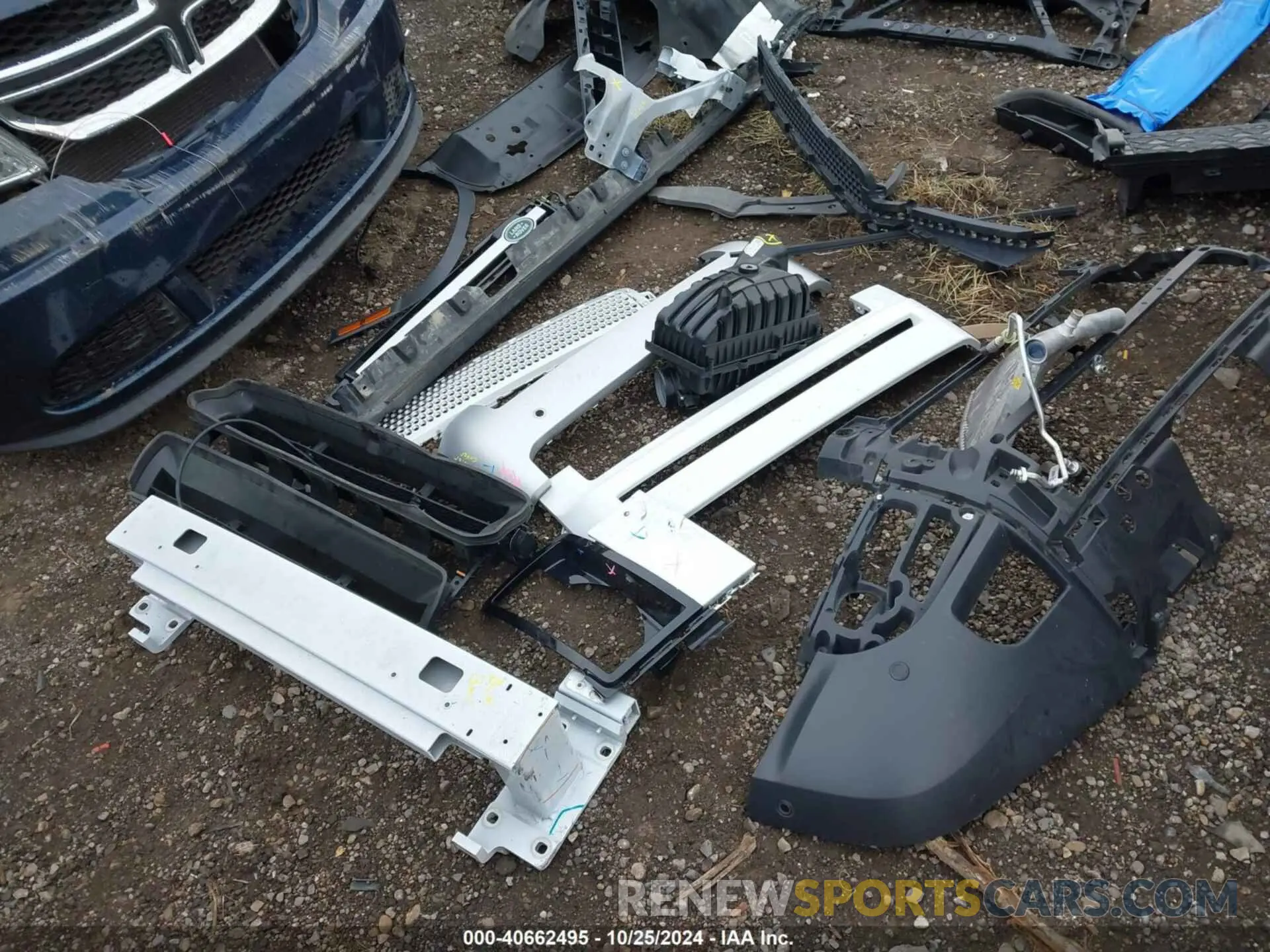 12 fotografías del automóvil dañado SALEJ7EX7P2148736 LAND ROVER DEFENDER 2023