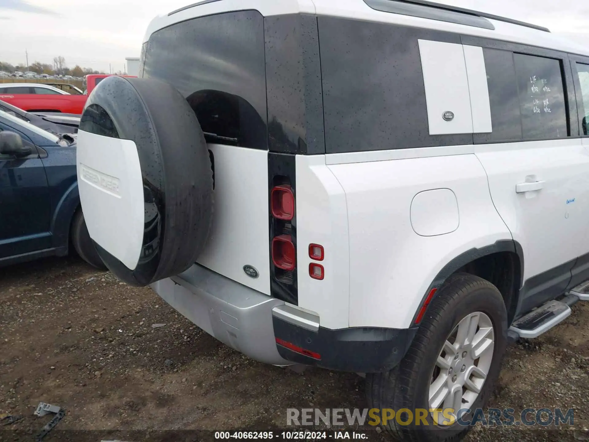 4 fotografías del automóvil dañado SALEJ7EX7P2148736 LAND ROVER DEFENDER 2023