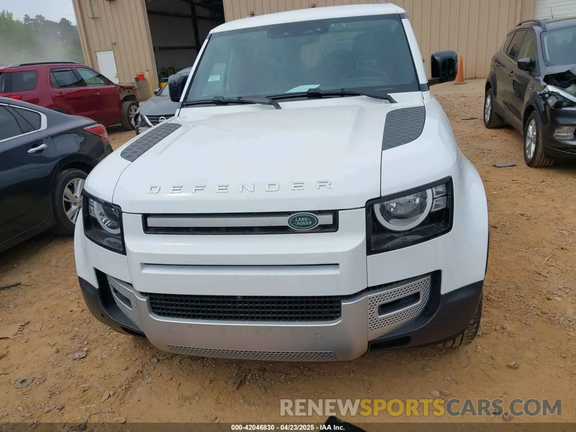 12 fotografías del automóvil dañado SALEJFEUXP2221744 LAND ROVER DEFENDER 2023