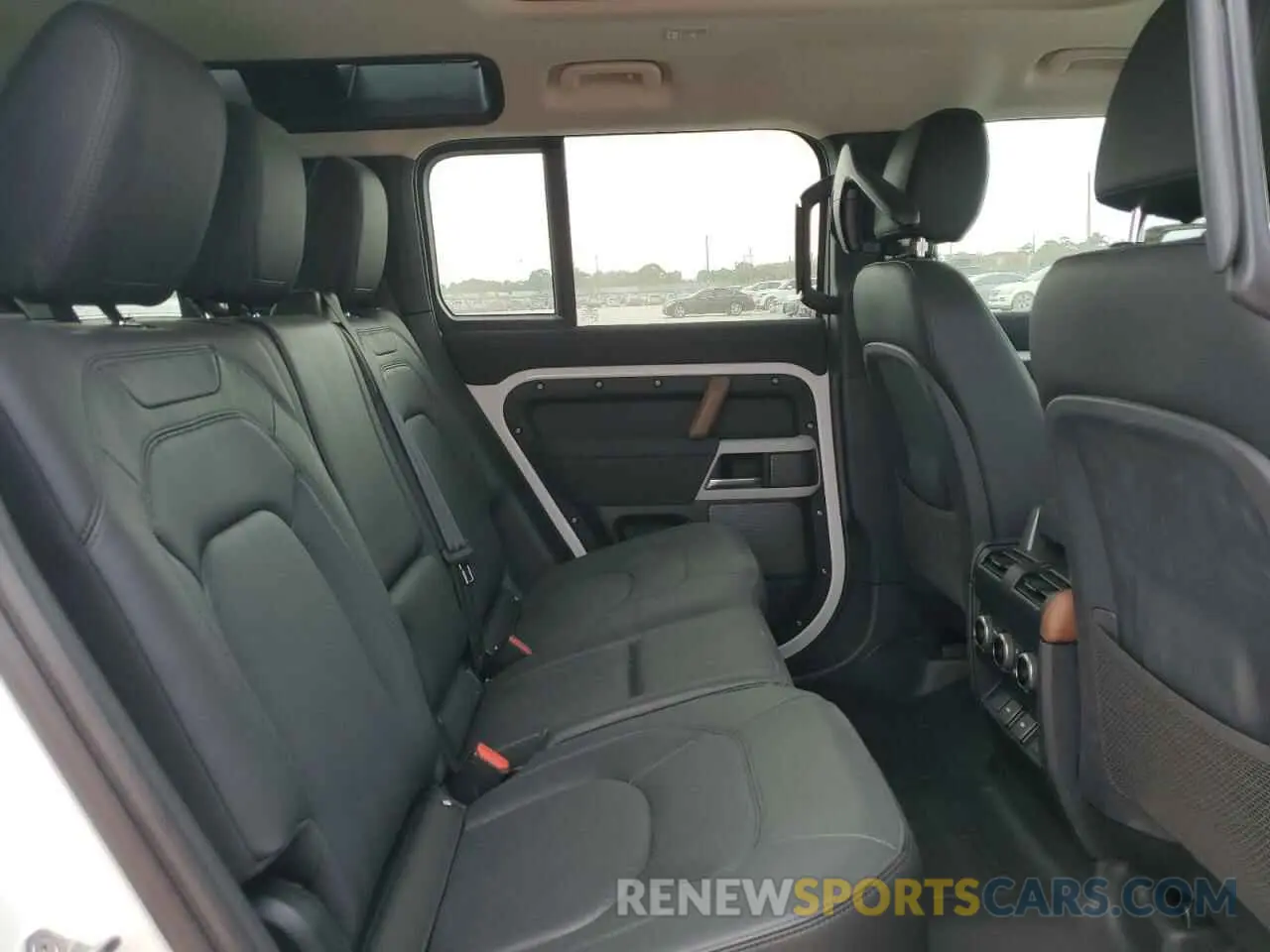 11 fotografías del automóvil dañado SALEPEEU6P2224987 LAND ROVER DEFENDER 2023
