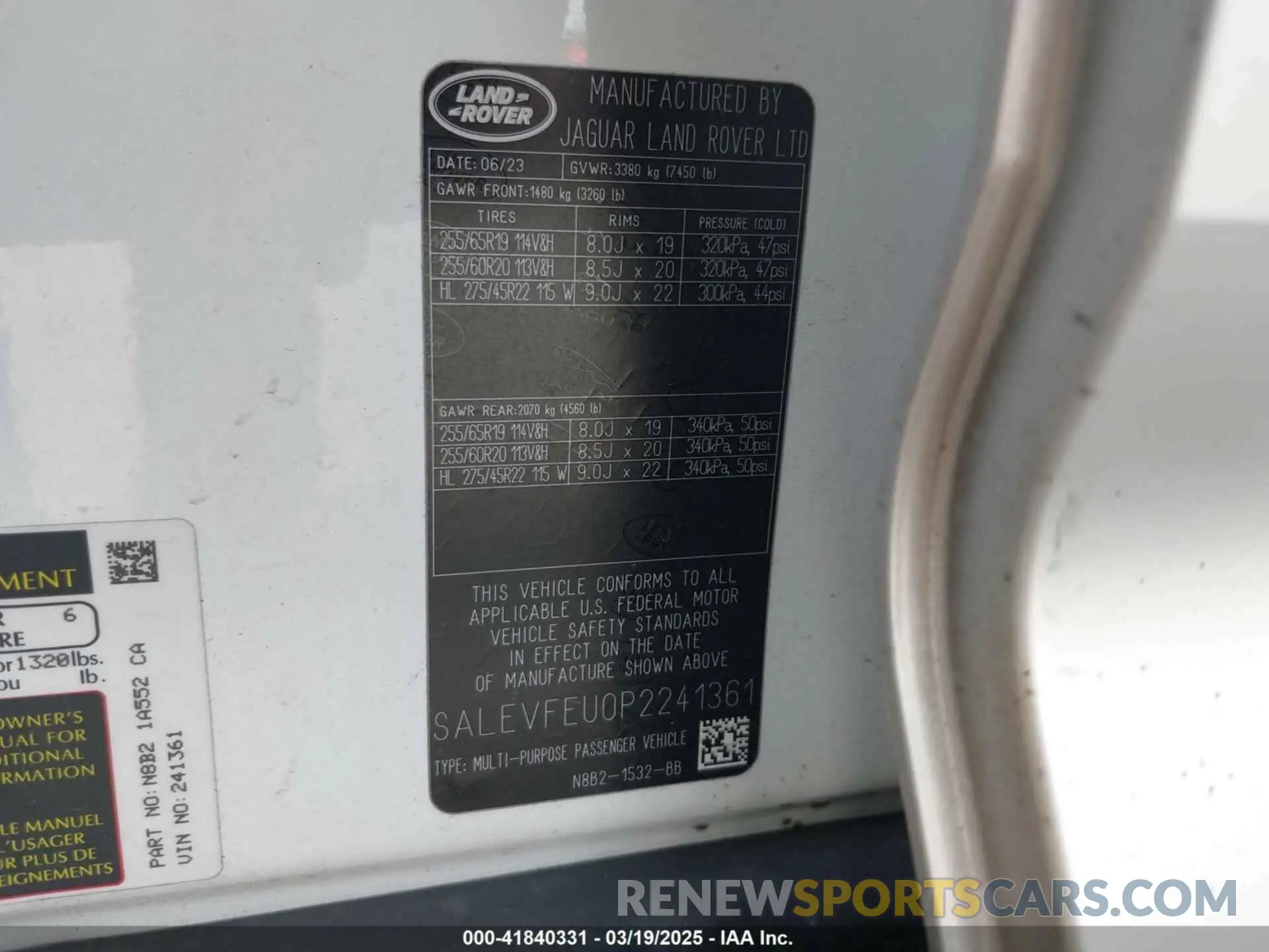 9 fotografías del automóvil dañado SALEVFEU0P2241361 LAND ROVER DEFENDER 2023