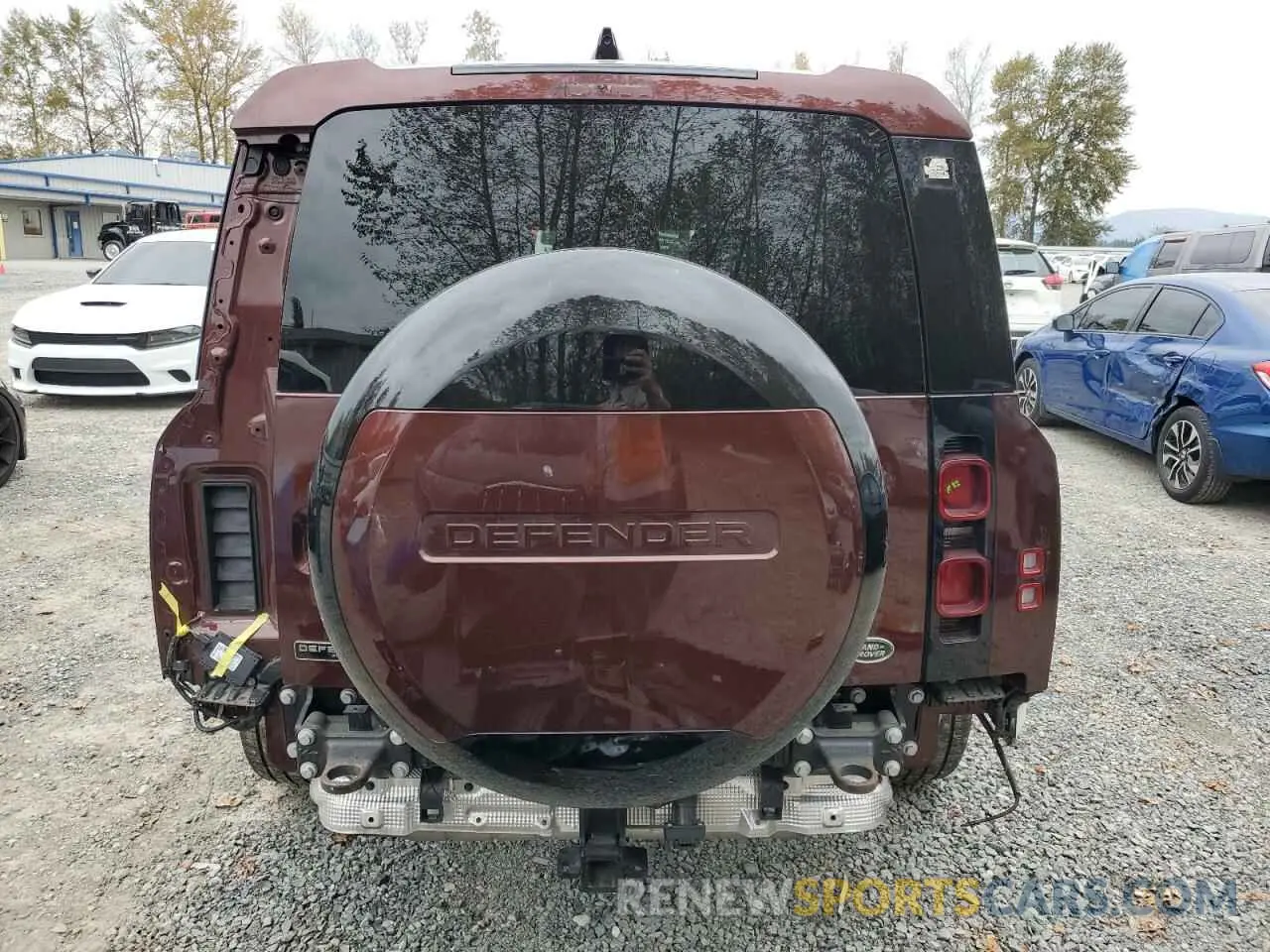 6 fotografías del automóvil dañado SALEVFEU3P2158961 LAND ROVER DEFENDER 2023
