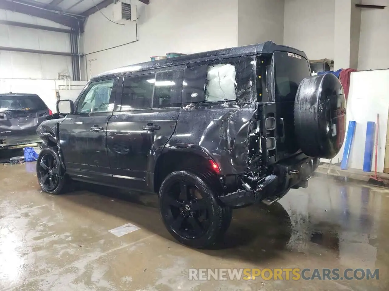2 fotografías del automóvil dañado SALEWEEE1P2220969 LAND ROVER DEFENDER 2023