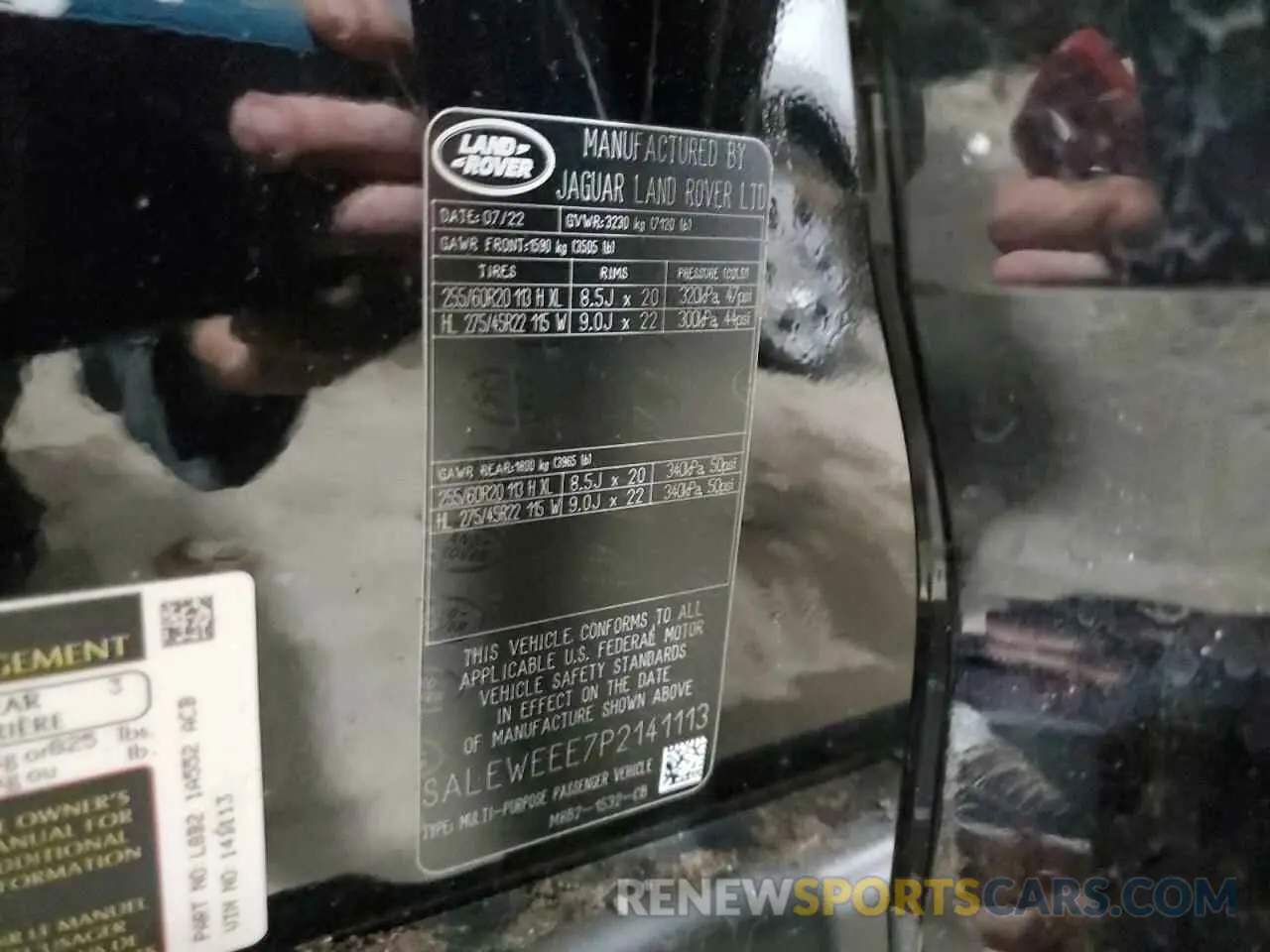 13 fotografías del automóvil dañado SALEWEEE7P2141113 LAND ROVER DEFENDER 2023