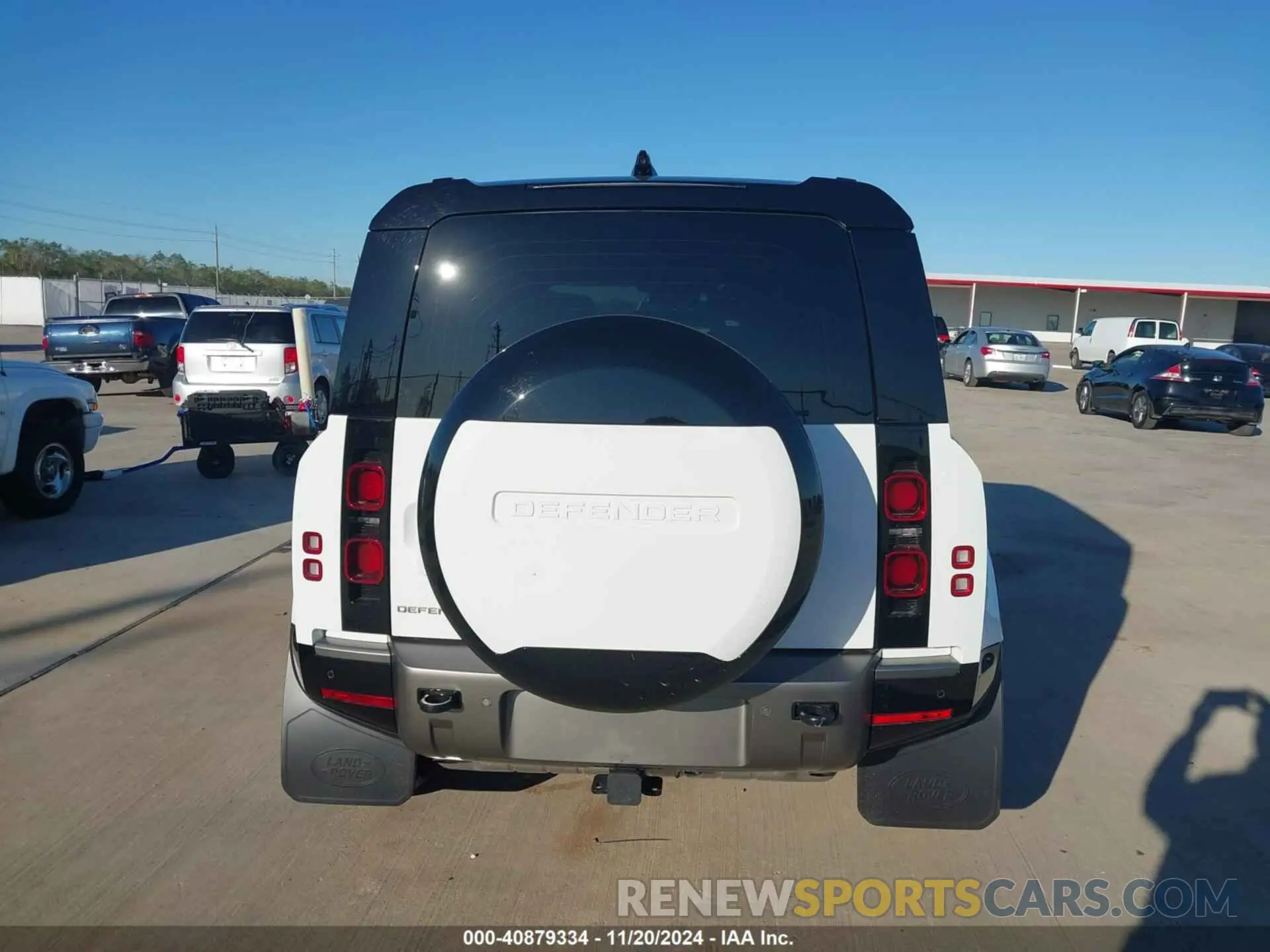 15 fotografías del automóvil dañado SALE27EU5R2262224 LAND ROVER DEFENDER 2024