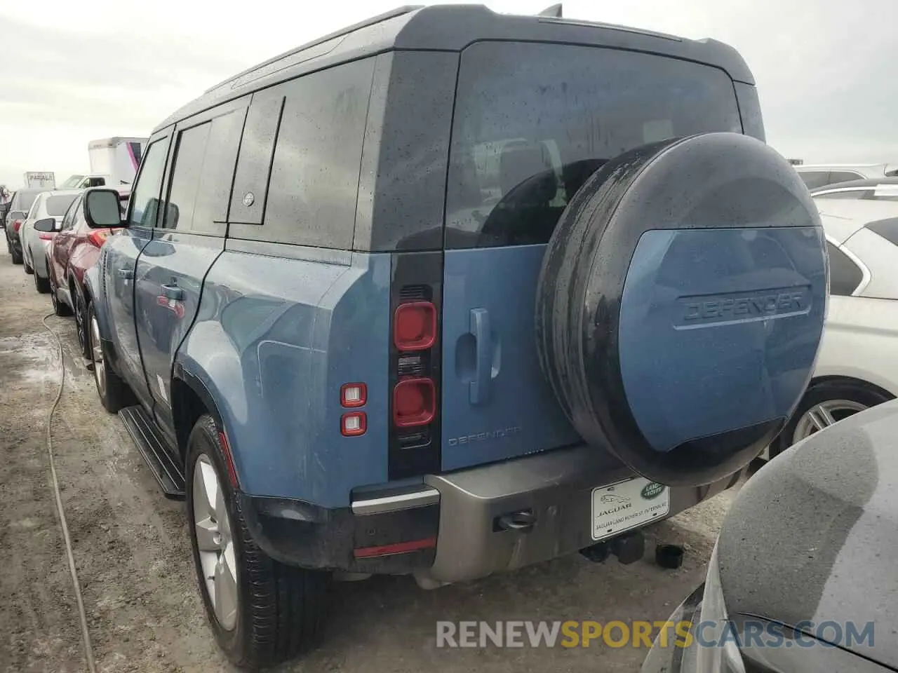 6 fotografías del automóvil dañado SALE27EU6R2262247 LAND ROVER DEFENDER 2024
