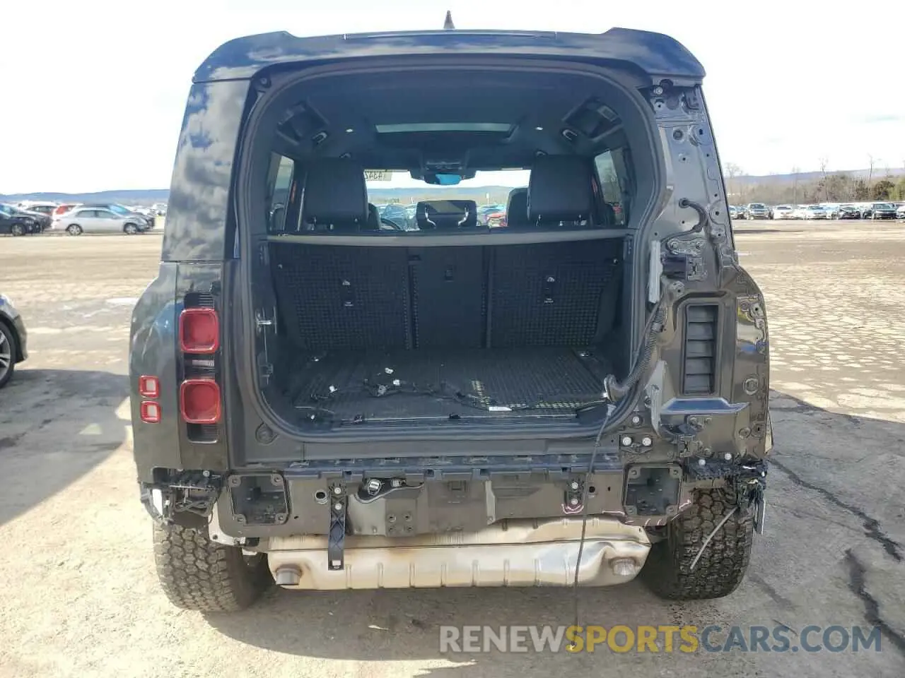 6 fotografías del automóvil dañado SALE27EU6R2351509 LAND ROVER DEFENDER 2024
