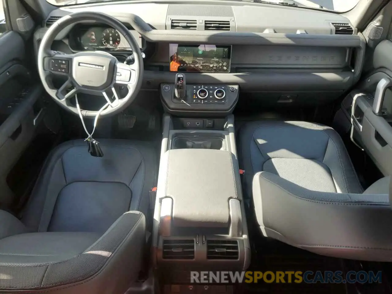 8 fotografías del automóvil dañado SALE27EU6R2351509 LAND ROVER DEFENDER 2024