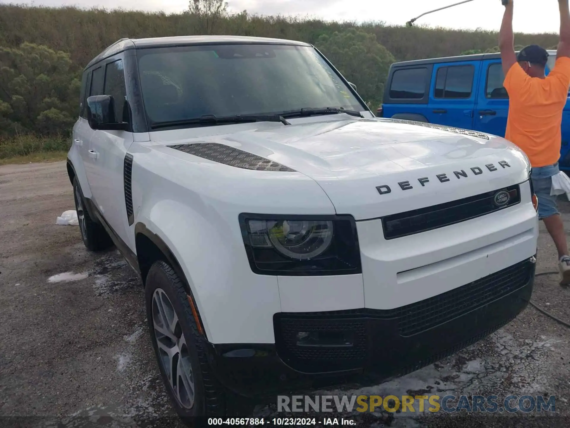 1 fotografías del automóvil dañado SALE27EU8R2288381 LAND ROVER DEFENDER 2024