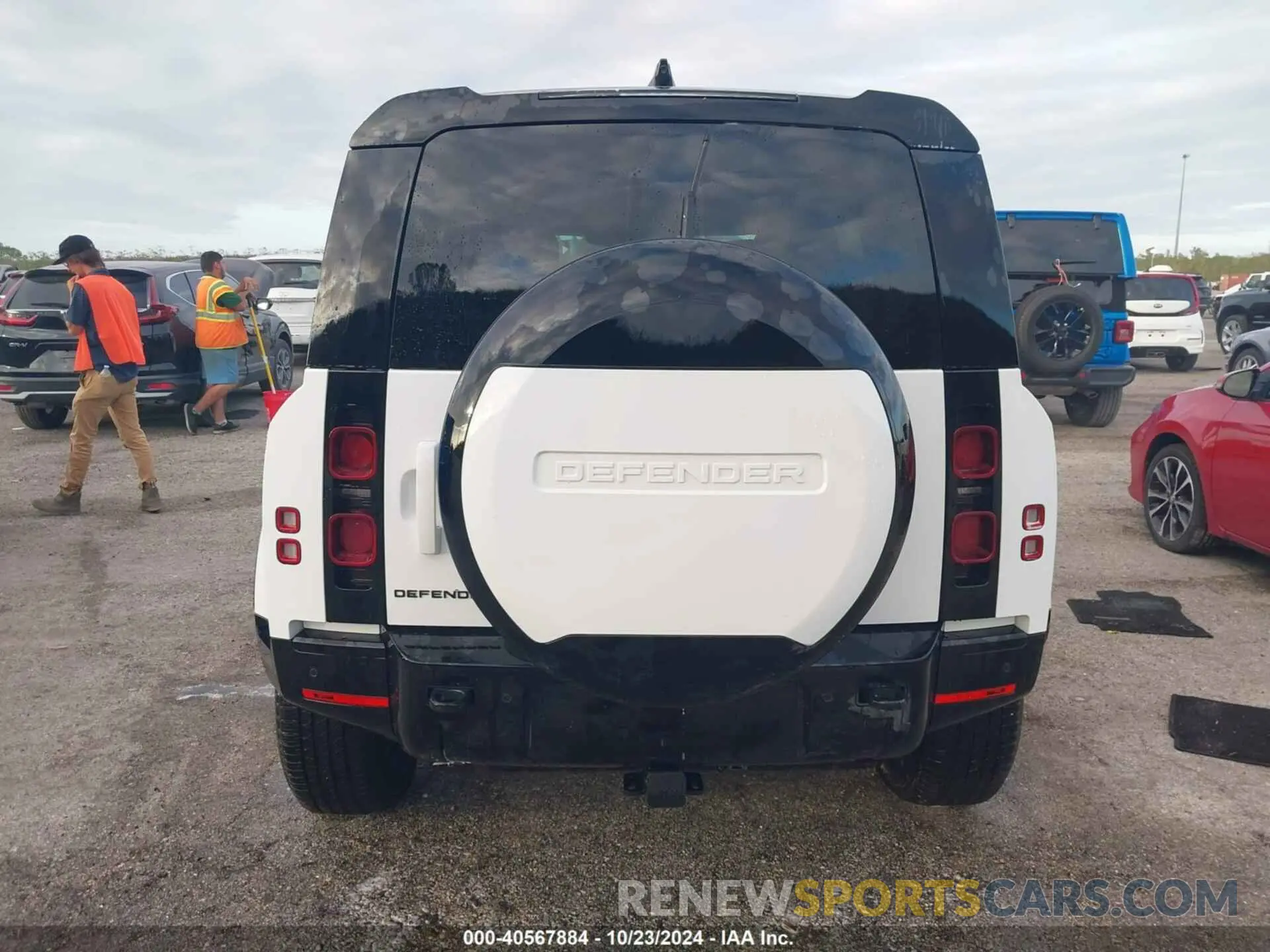 16 fotografías del automóvil dañado SALE27EU8R2288381 LAND ROVER DEFENDER 2024