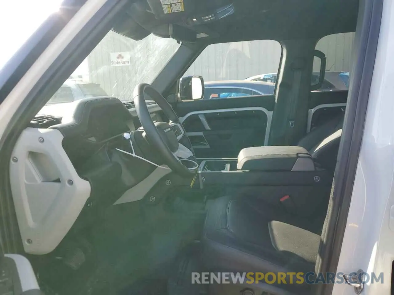 7 fotografías del automóvil dañado SALE27EUXR2289502 LAND ROVER DEFENDER 2024