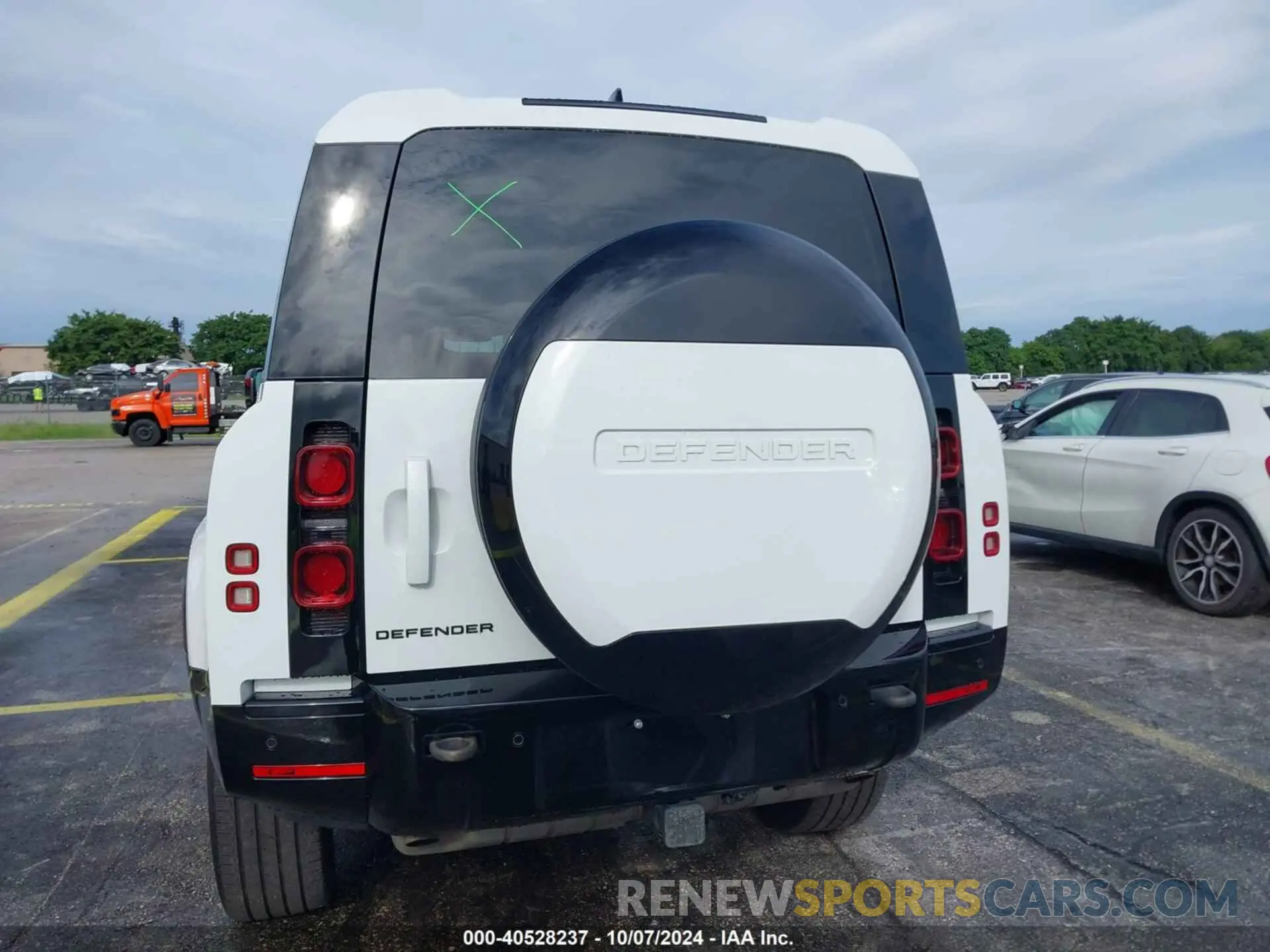 16 fotografías del automóvil dañado SALE2FEU6R2253672 LAND ROVER DEFENDER 2024
