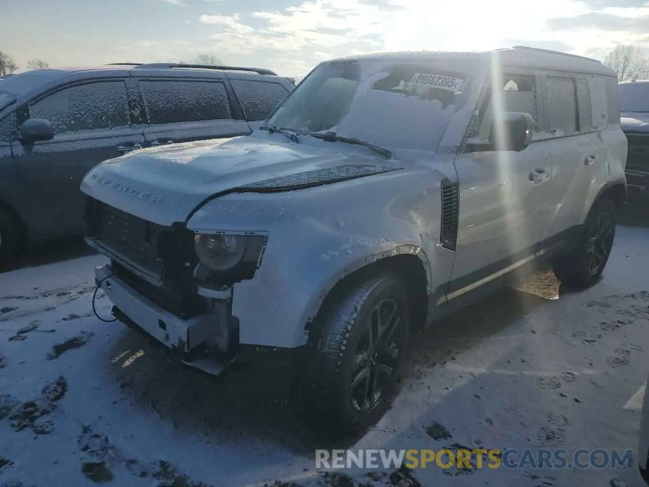 1 fotografías del automóvil dañado SALEJEEX3R2276169 LAND ROVER DEFENDER 2024