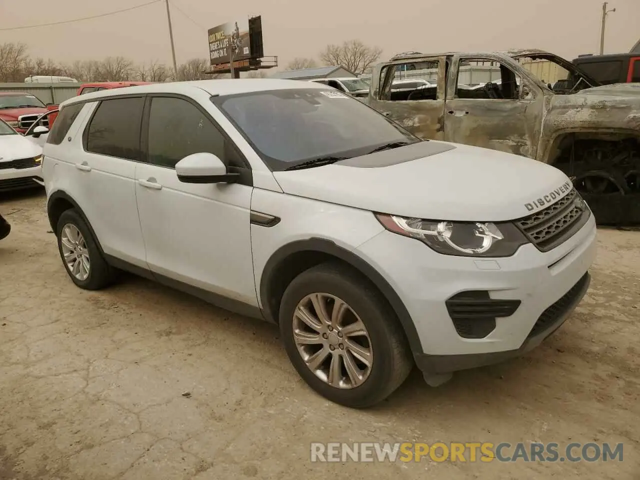 4 fotografías del automóvil dañado SALCP2FX0KH814834 LAND ROVER DISCOVERY 2019