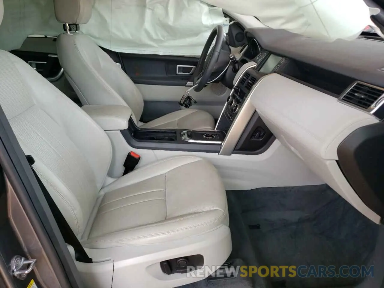 5 fotografías del automóvil dañado SALCP2FX1KH826006 LAND ROVER DISCOVERY 2019