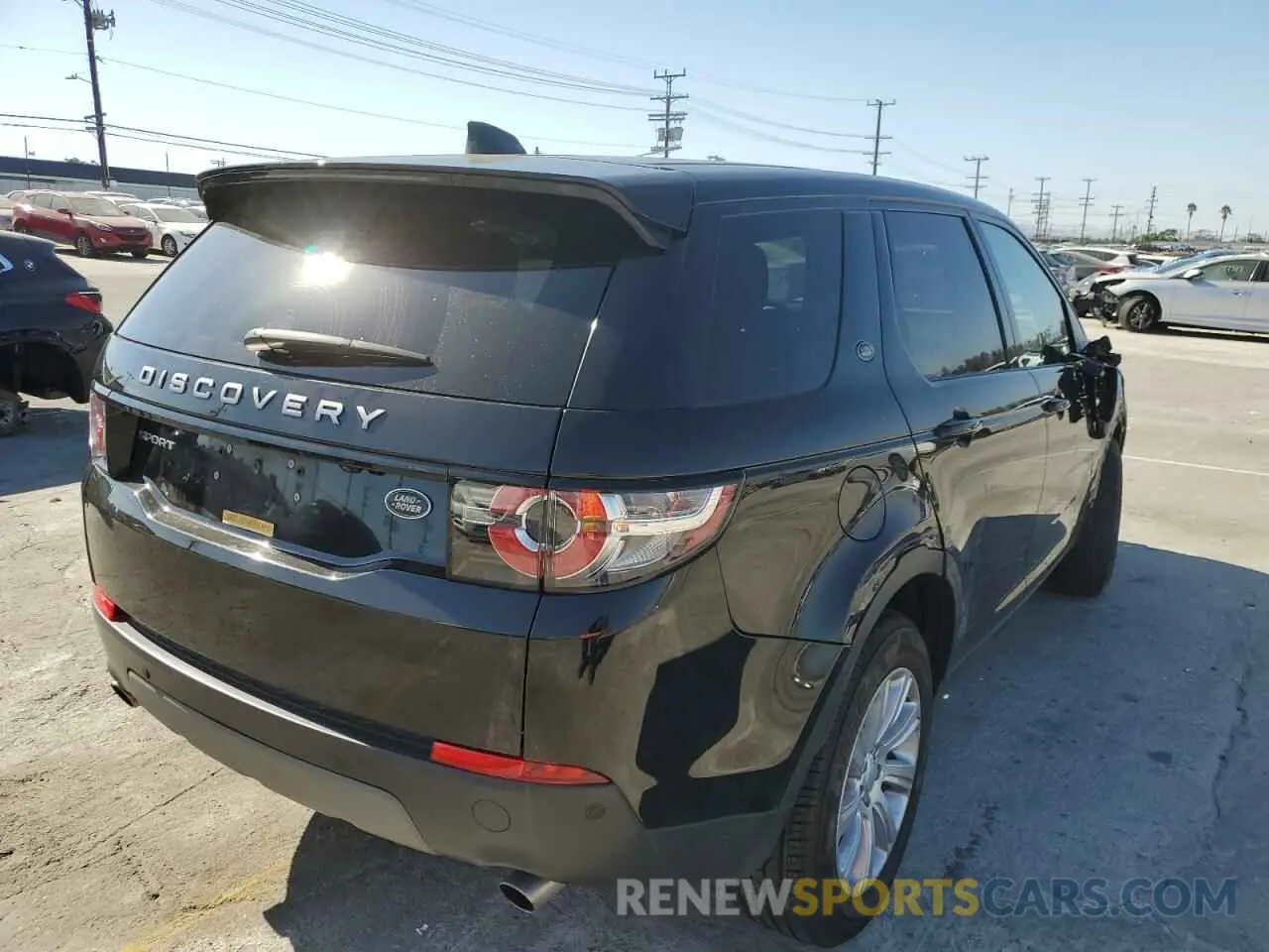 4 fotografías del automóvil dañado SALCP2FX2KH829285 LAND ROVER DISCOVERY 2019
