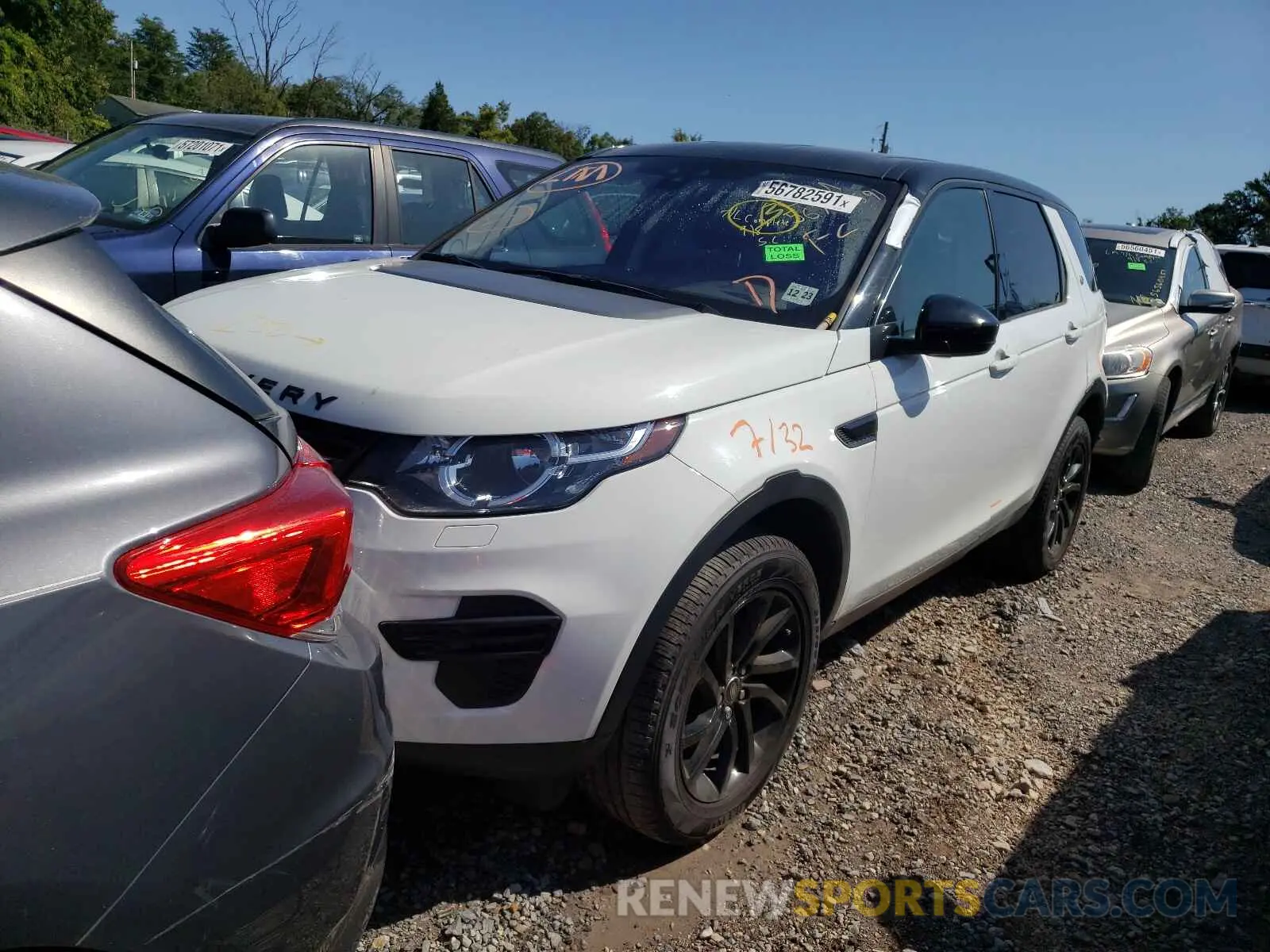 2 fotografías del automóvil dañado SALCP2FX4KH789078 LAND ROVER DISCOVERY 2019