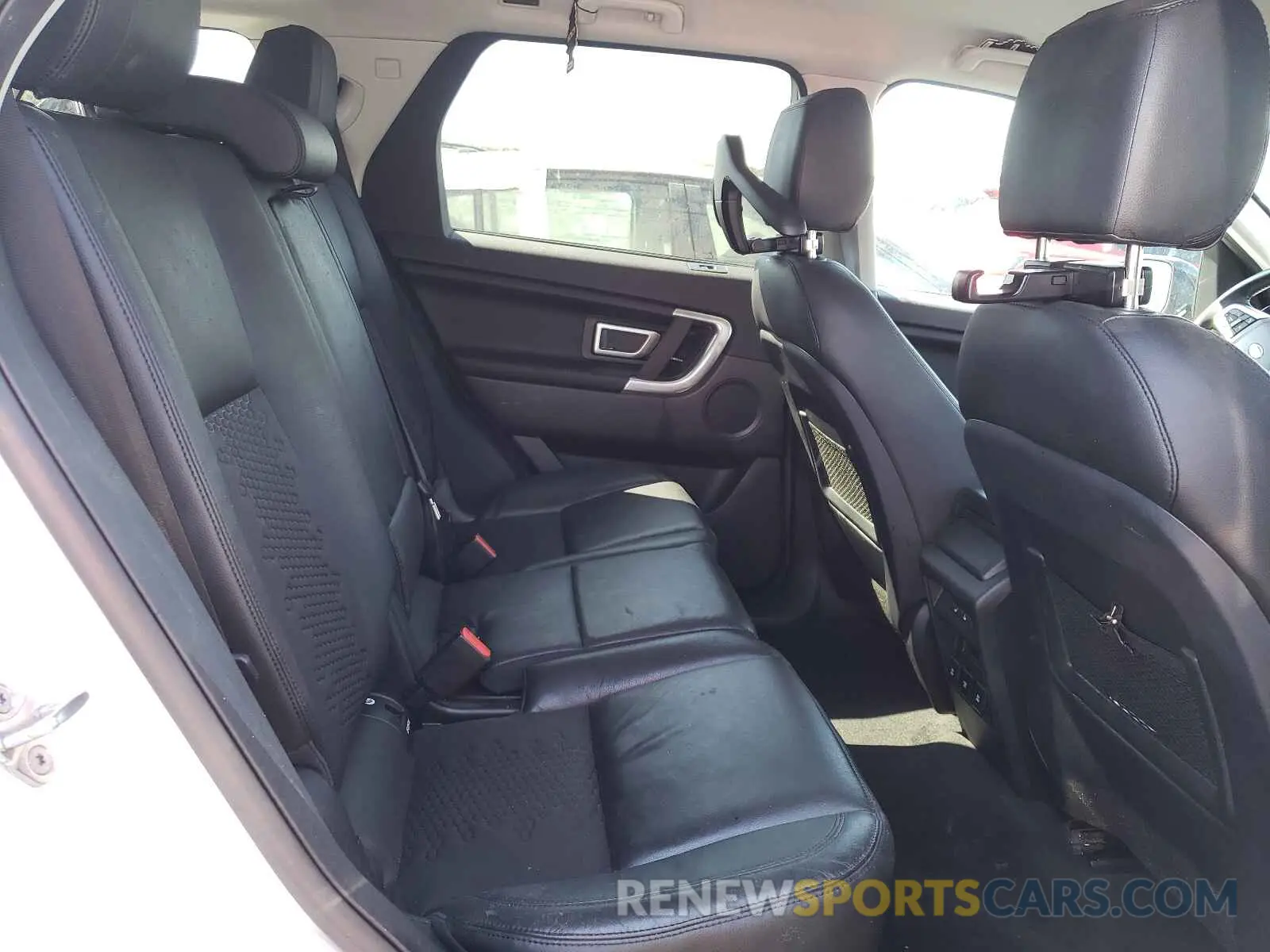 6 fotografías del automóvil dañado SALCP2FX4KH789078 LAND ROVER DISCOVERY 2019