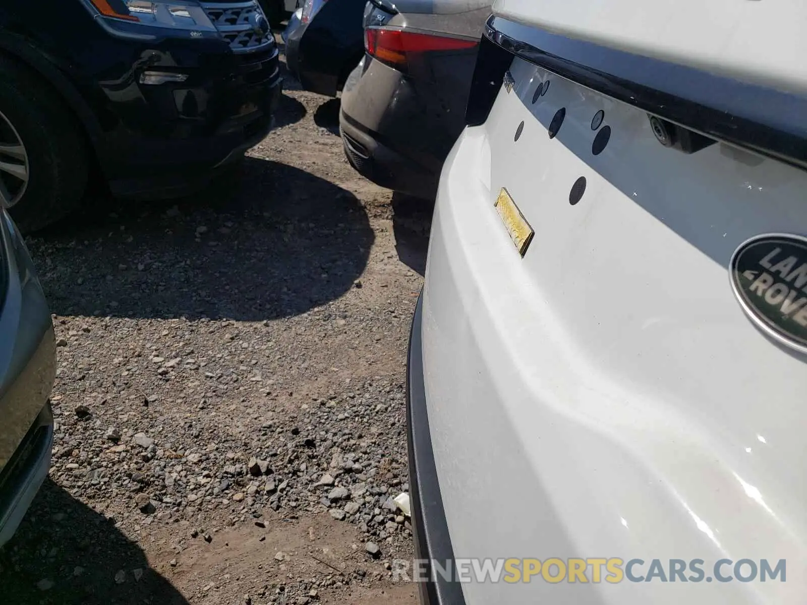 9 fotografías del automóvil dañado SALCP2FX4KH789078 LAND ROVER DISCOVERY 2019
