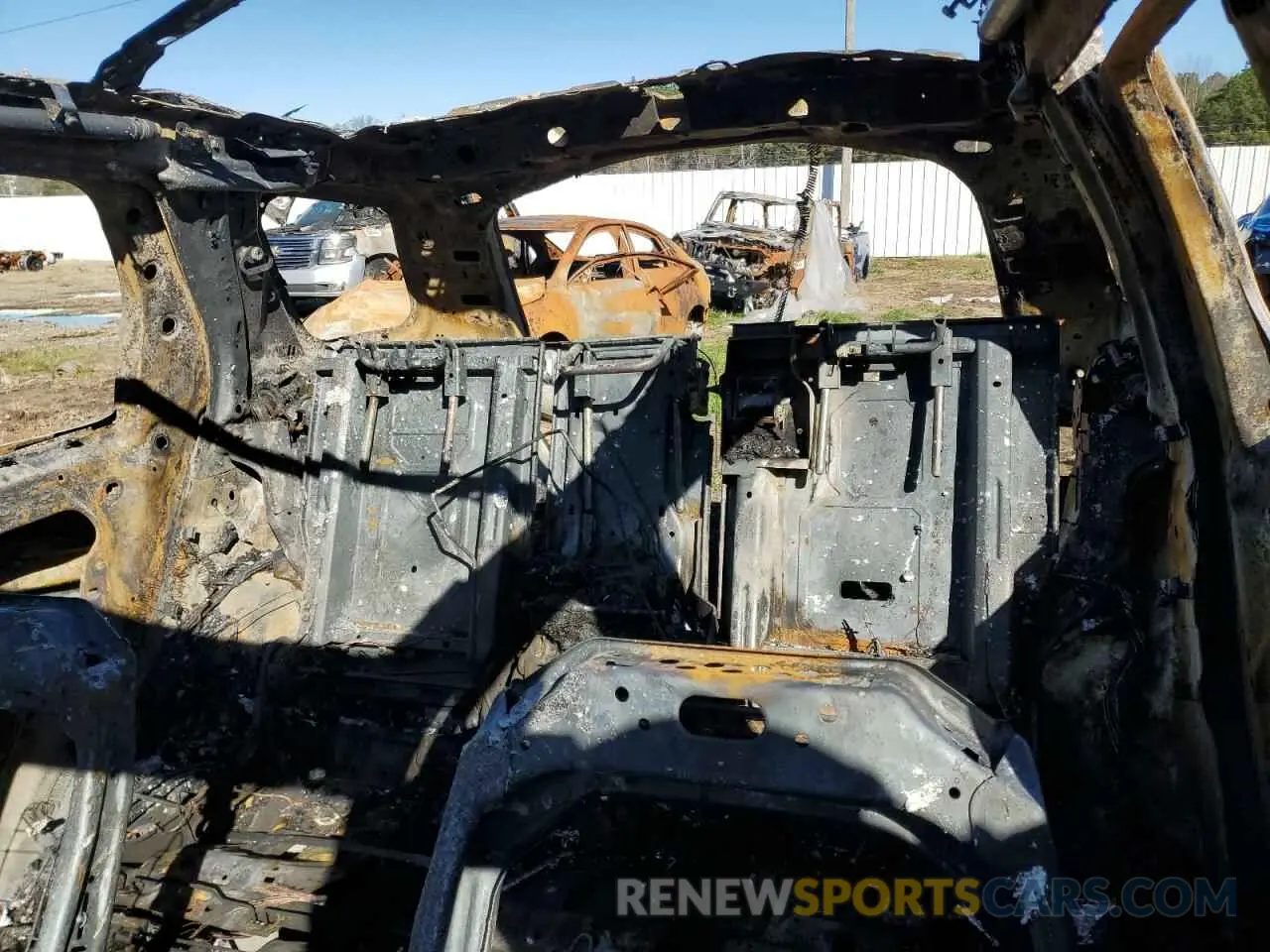 10 fotografías del automóvil dañado SALCP2FX4KH819471 LAND ROVER DISCOVERY 2019
