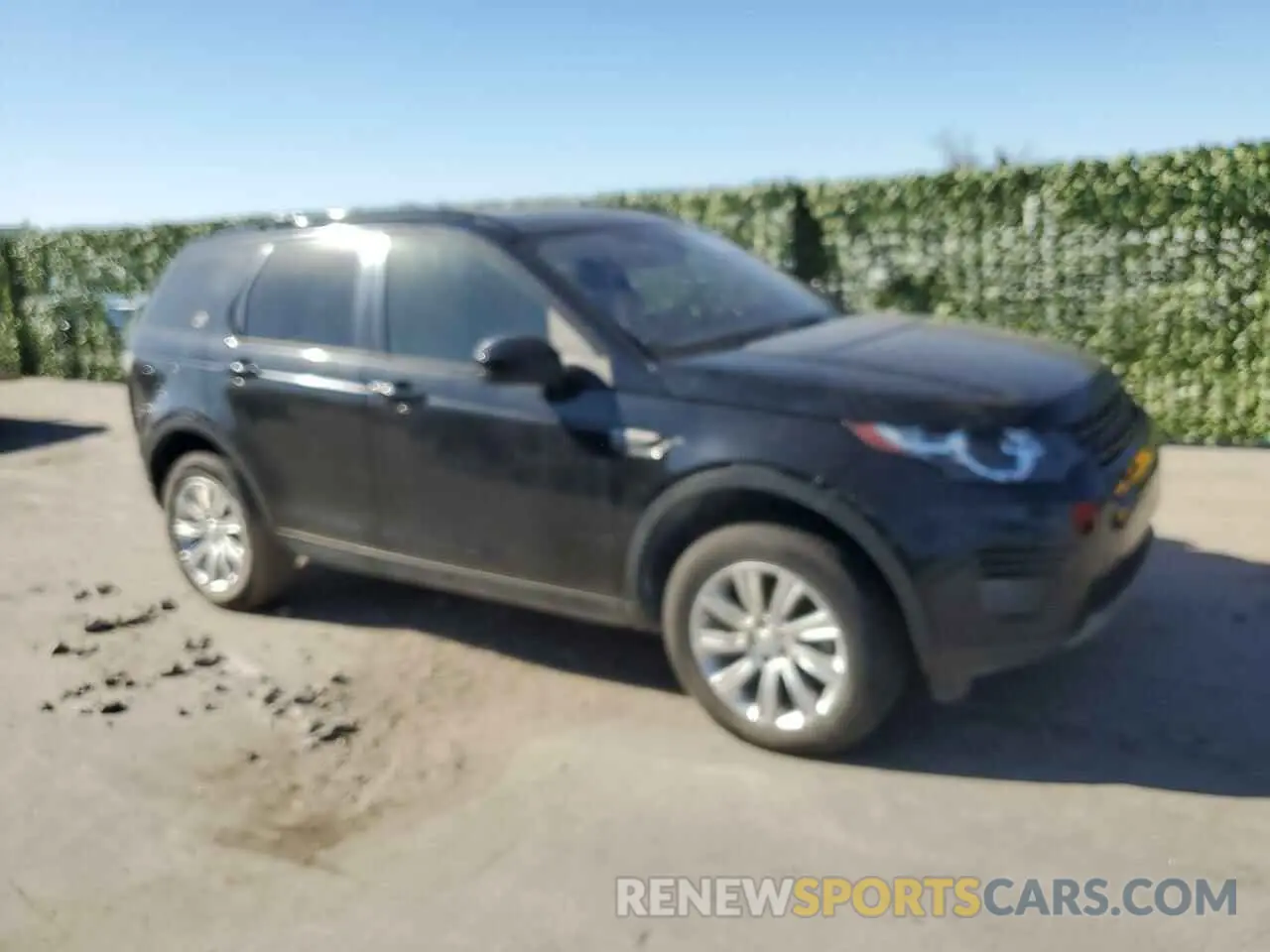 4 fotografías del automóvil dañado SALCP2FX6KH792516 LAND ROVER DISCOVERY 2019