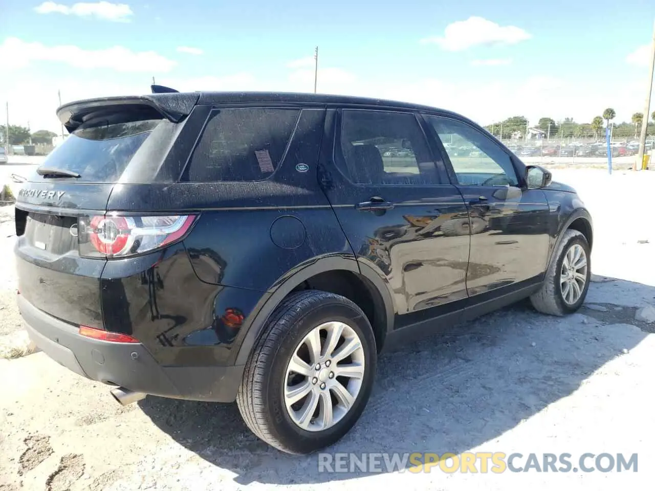3 fotografías del automóvil dañado SALCP2FX6KH801652 LAND ROVER DISCOVERY 2019