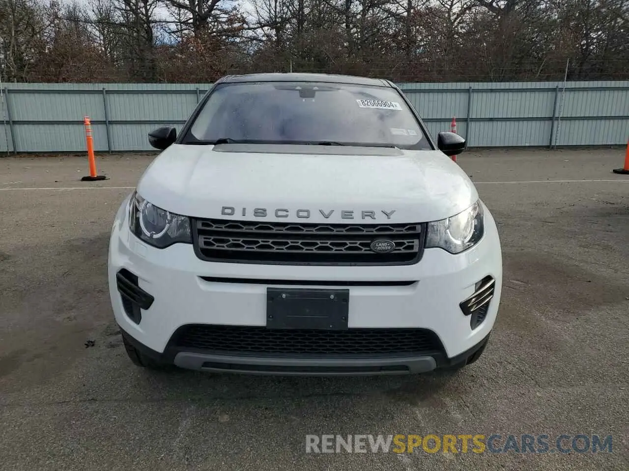 5 fotografías del automóvil dañado SALCP2FX7KH790371 LAND ROVER DISCOVERY 2019