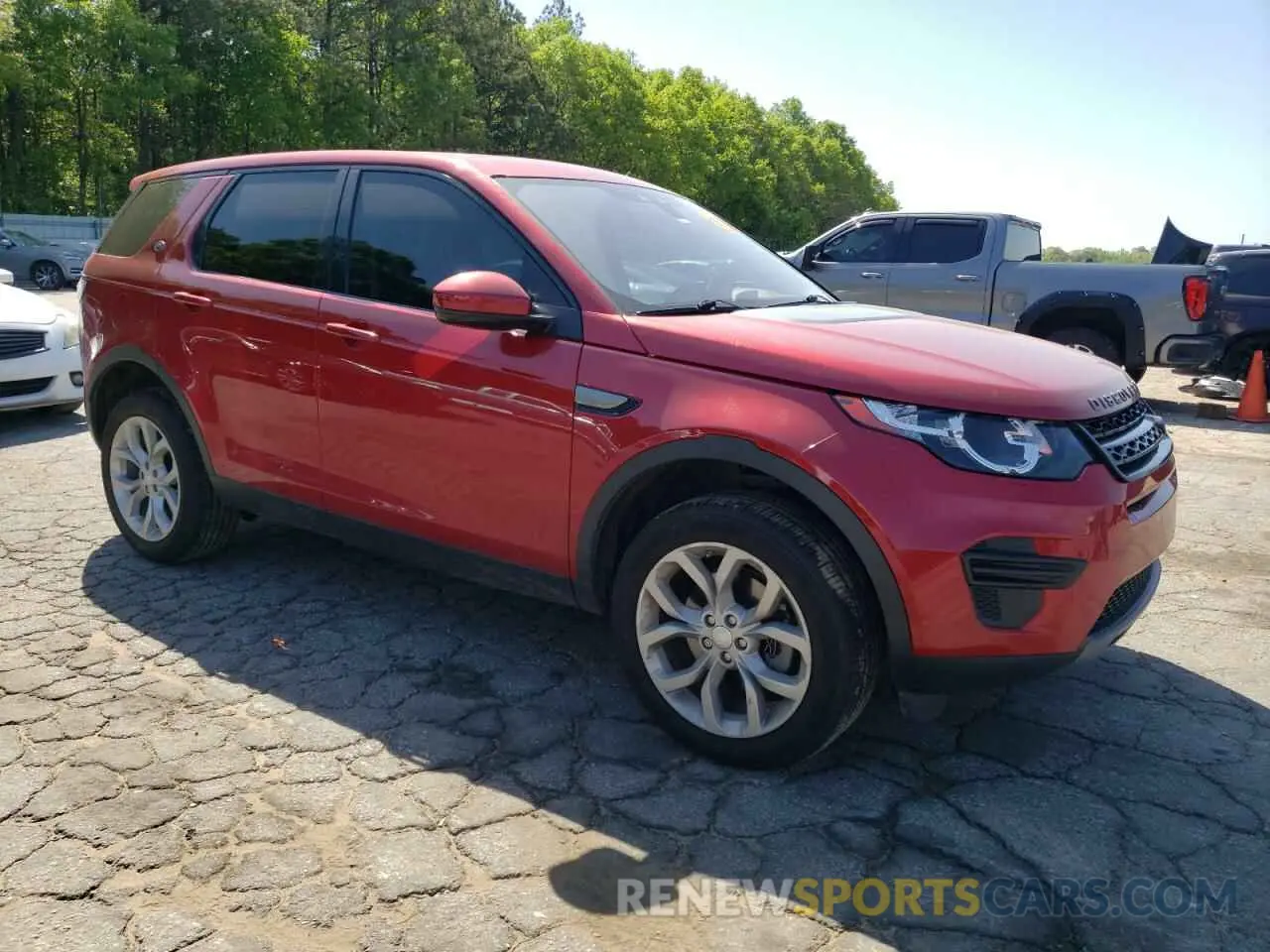 4 fotografías del automóvil dañado SALCP2FX9KH800897 LAND ROVER DISCOVERY 2019