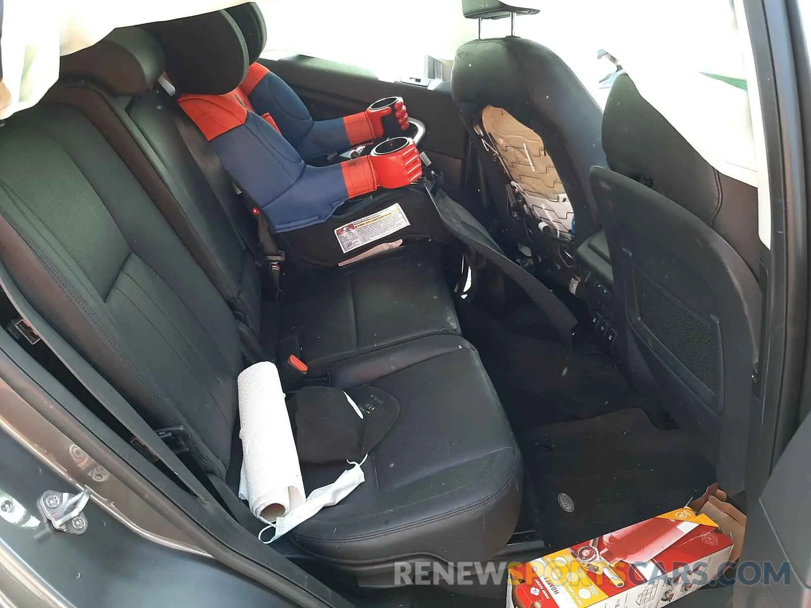 6 fotografías del automóvil dañado SALCP2FXXKH795192 LAND ROVER DISCOVERY 2019