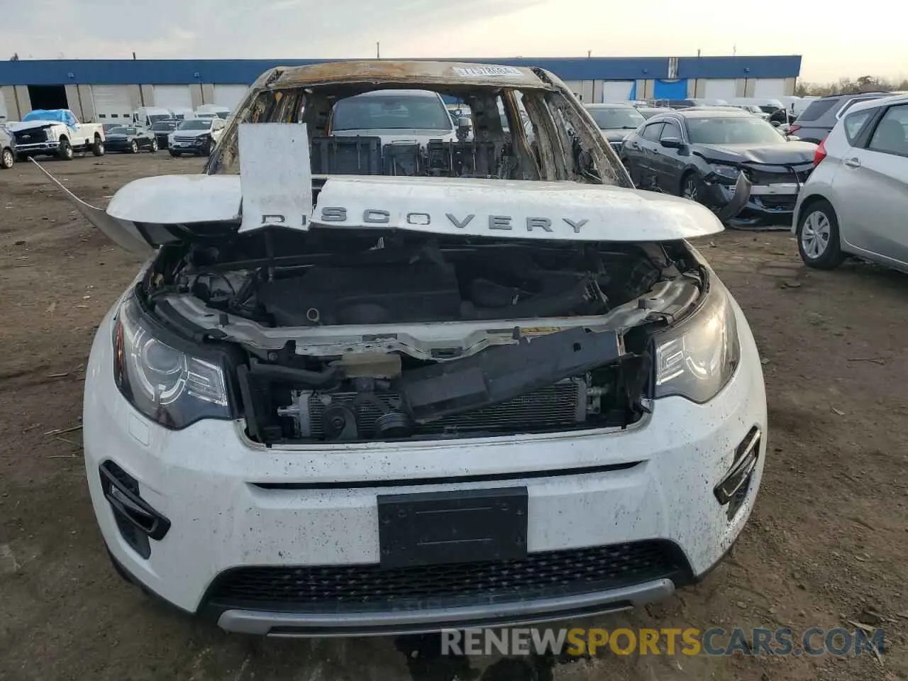 5 fotografías del automóvil dañado SALCR2FX1KH808714 LAND ROVER DISCOVERY 2019