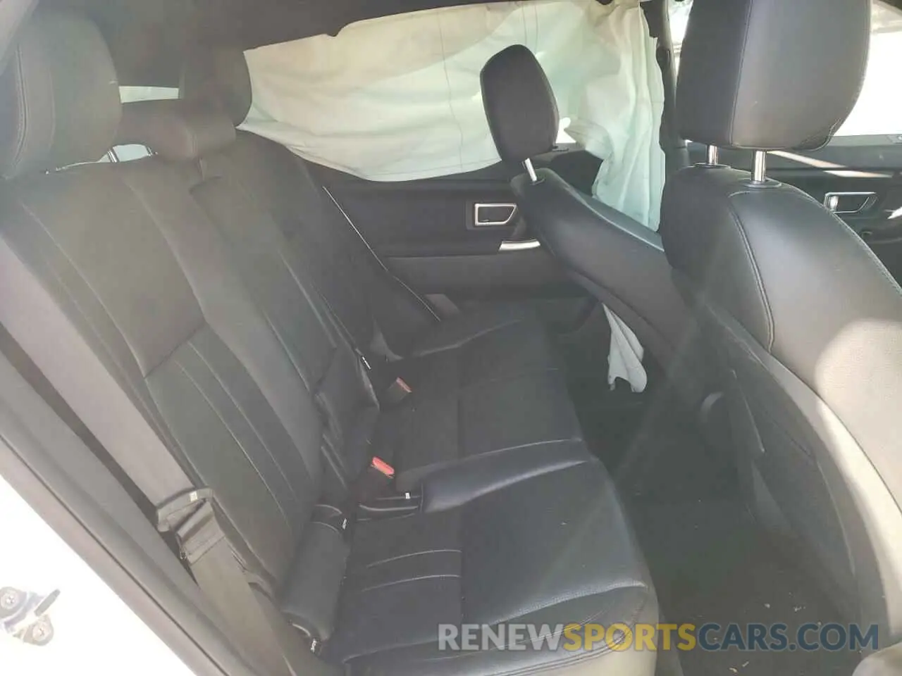 6 fotografías del automóvil dañado SALCR2FX3KH810691 LAND ROVER DISCOVERY 2019