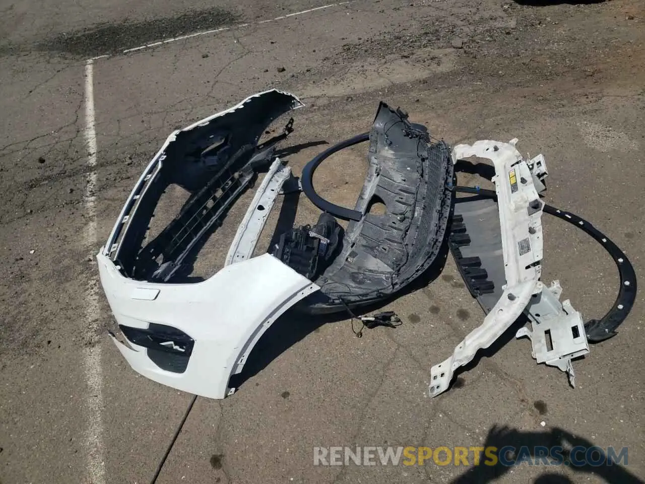 13 fotografías del automóvil dañado SALCR2FX4KH788779 LAND ROVER DISCOVERY 2019