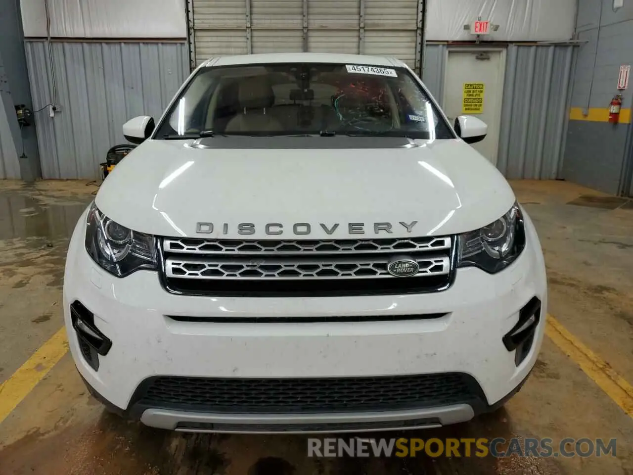 5 fotografías del automóvil dañado SALCR2FX5KH784305 LAND ROVER DISCOVERY 2019