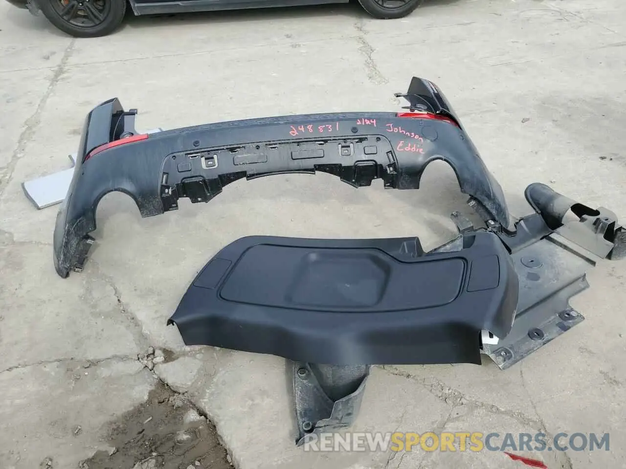 13 fotografías del automóvil dañado SALCR2FX6KH825038 LAND ROVER DISCOVERY 2019