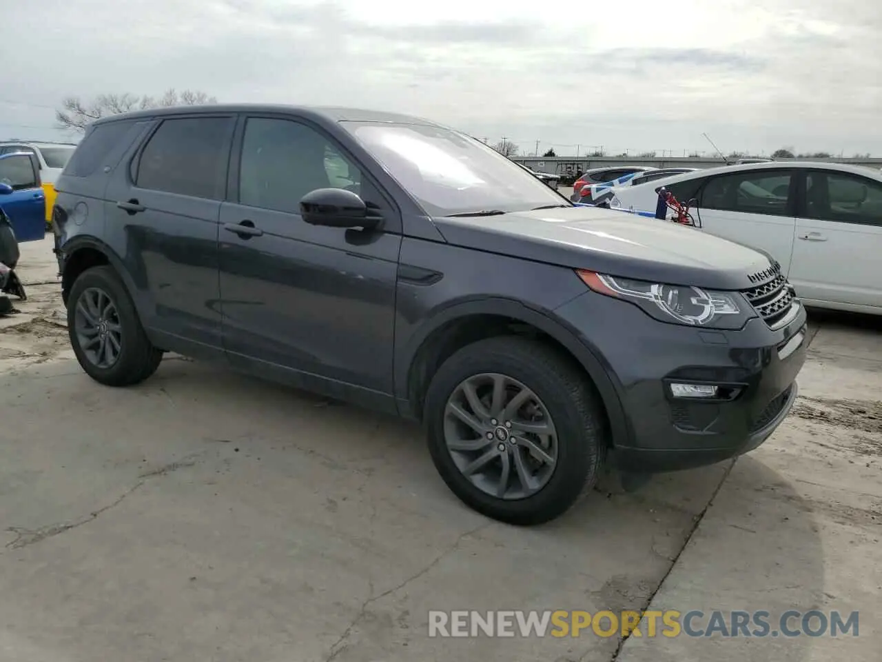 4 fotografías del automóvil dañado SALCR2FX6KH825038 LAND ROVER DISCOVERY 2019