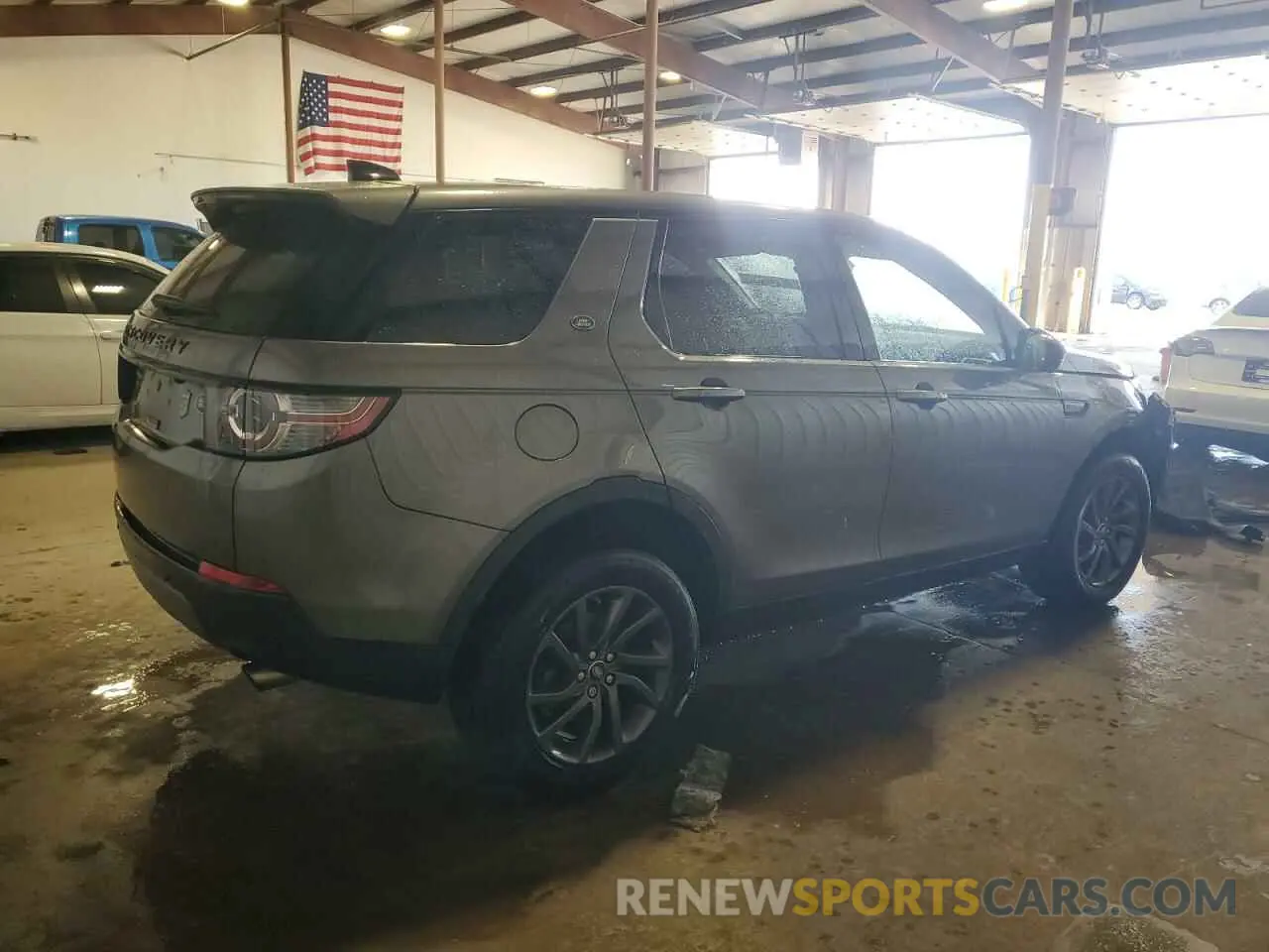 3 fotografías del automóvil dañado SALCR2FX8KH814381 LAND ROVER DISCOVERY 2019