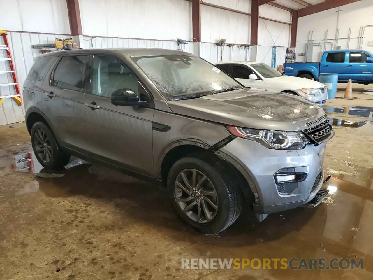 4 fotografías del automóvil dañado SALCR2FX8KH814381 LAND ROVER DISCOVERY 2019