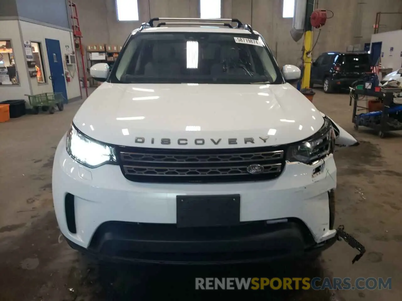 5 fotografías del automóvil dañado SALRG2RV4KA094368 LAND ROVER DISCOVERY 2019