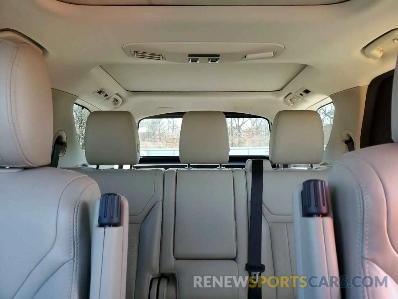 10 fotografías del automóvil dañado SALRG2RV6K2401047 LAND ROVER DISCOVERY 2019