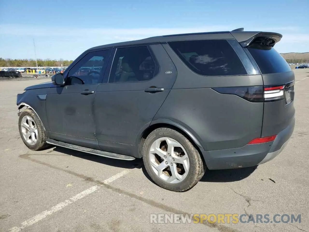 2 fotografías del automóvil dañado SALRG2RV6K2401047 LAND ROVER DISCOVERY 2019