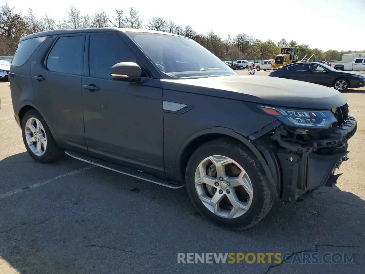 4 fotografías del automóvil dañado SALRG2RV6K2401047 LAND ROVER DISCOVERY 2019