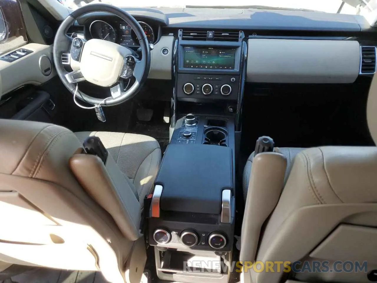 8 fotografías del automóvil dañado SALRG2RV6K2401047 LAND ROVER DISCOVERY 2019